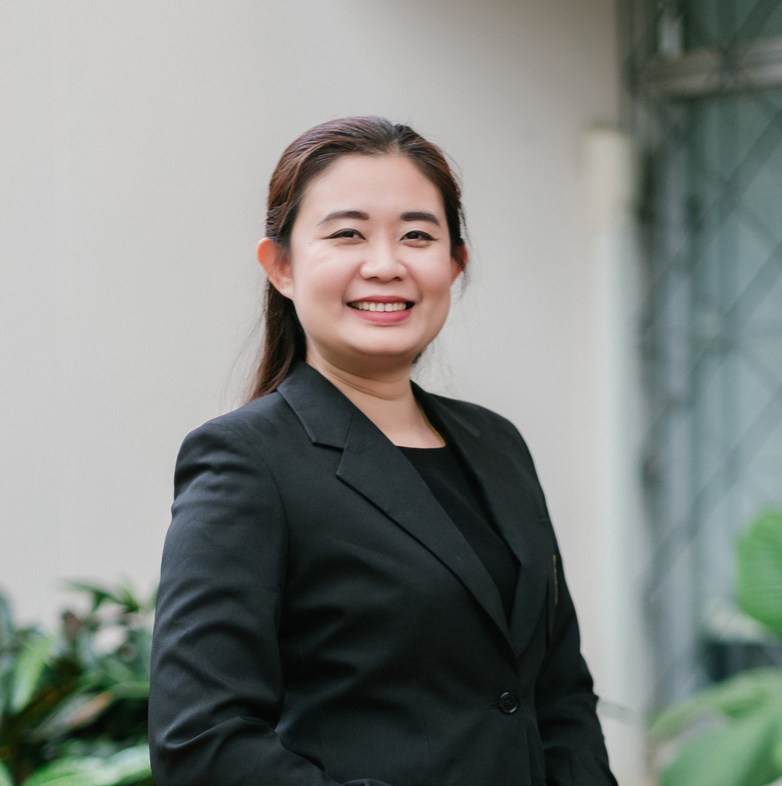 ผศ.ดร.ธัญวรัชญ์ บุตรสาร